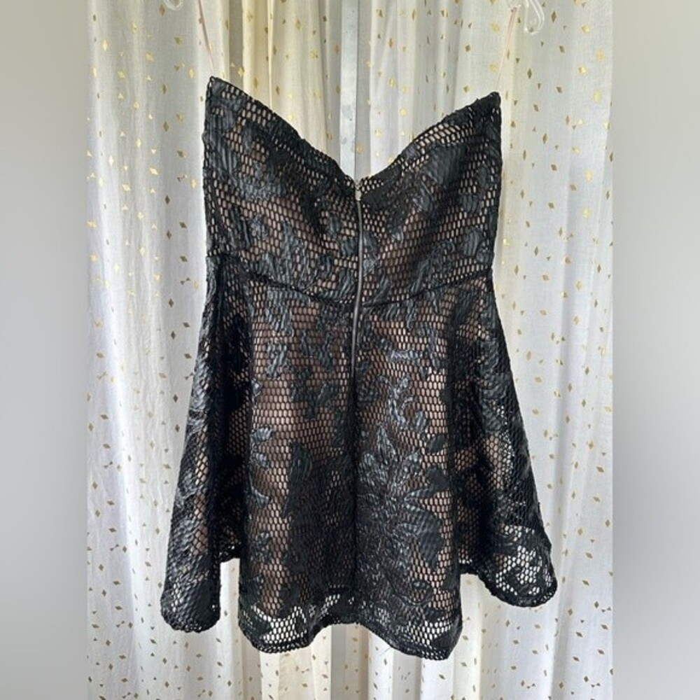 Guess Vanna Faux Leather Net Lace Textured Fit Flare Skater Strapless Dress 8 - Picture 8 of 12